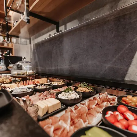 Wohnen Beim Wein Tschermonegg Hotel