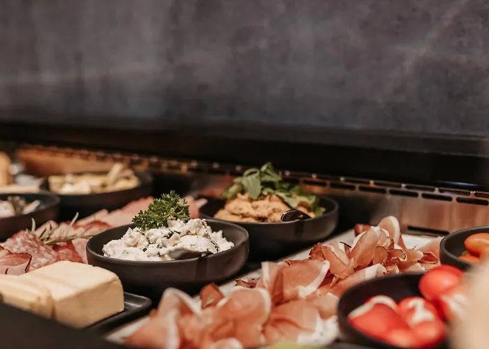 فندق Tschermonegg 